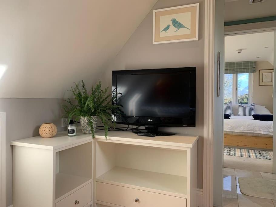 Annexe Near Malmesbury / Tetbury Διαμέρισμα Hankerton Εξωτερικό φωτογραφία