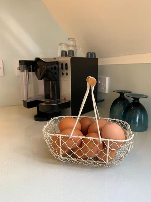 Annexe Near Malmesbury / Tetbury Διαμέρισμα Hankerton Εξωτερικό φωτογραφία