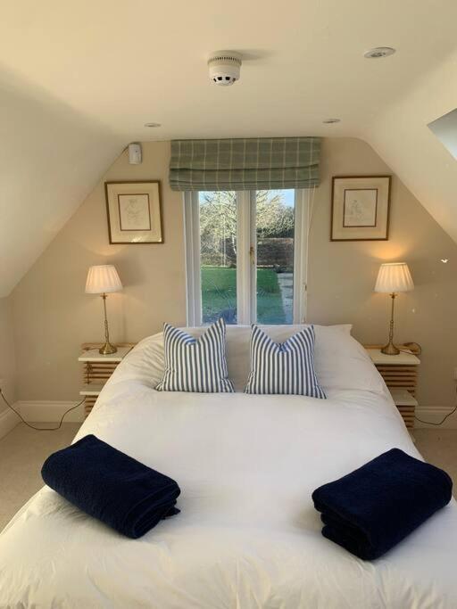 Annexe Near Malmesbury / Tetbury Διαμέρισμα Hankerton Εξωτερικό φωτογραφία