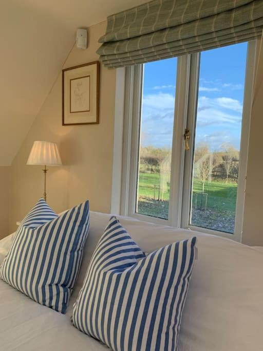 Annexe Near Malmesbury / Tetbury Διαμέρισμα Hankerton Εξωτερικό φωτογραφία